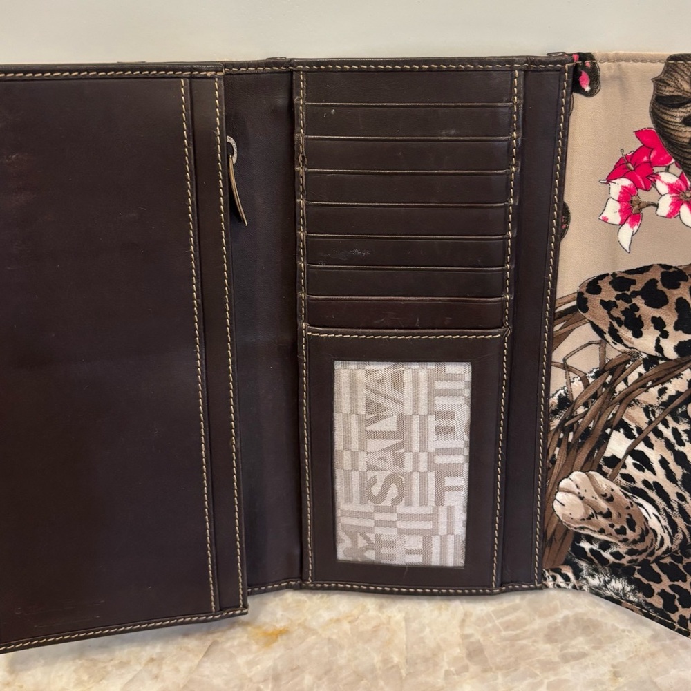 Salvatore Ferragamo Leopard Print Wallet with Floral Accents - Picture 3 of 3